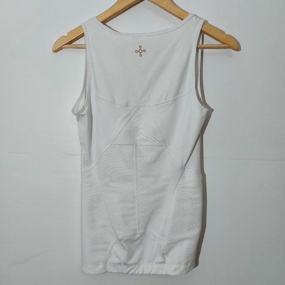 Tommie Copper Copper + Zinc Infused Workout Tank - Picture 5 of 13